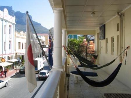 inn long street in city bowl