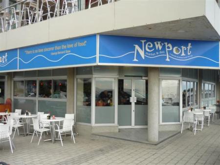 Newport Cafe And Deli in mouille point
