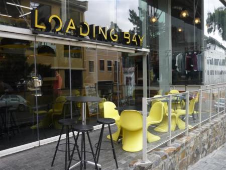 Loading Bay in waterkant