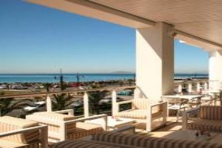 la playa in waterfront