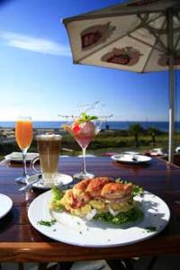 Flukes in simons town
