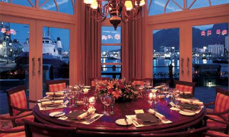 The Atlantic Grill in waterfront