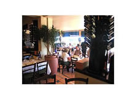 theo's bar and grill in mouille point