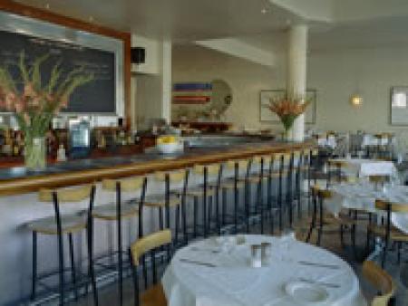 mano's in green point