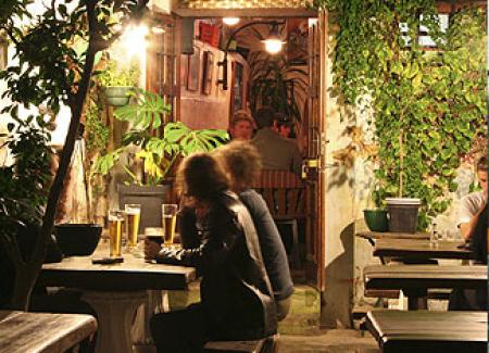perseverance tavern in gardens